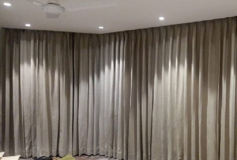 Enhancing the Appeal and Functionality of Silk Curtains