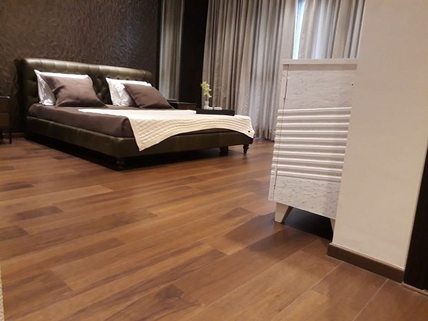 The Impact of Humidity and Temperature on Wooden Flooring Durability